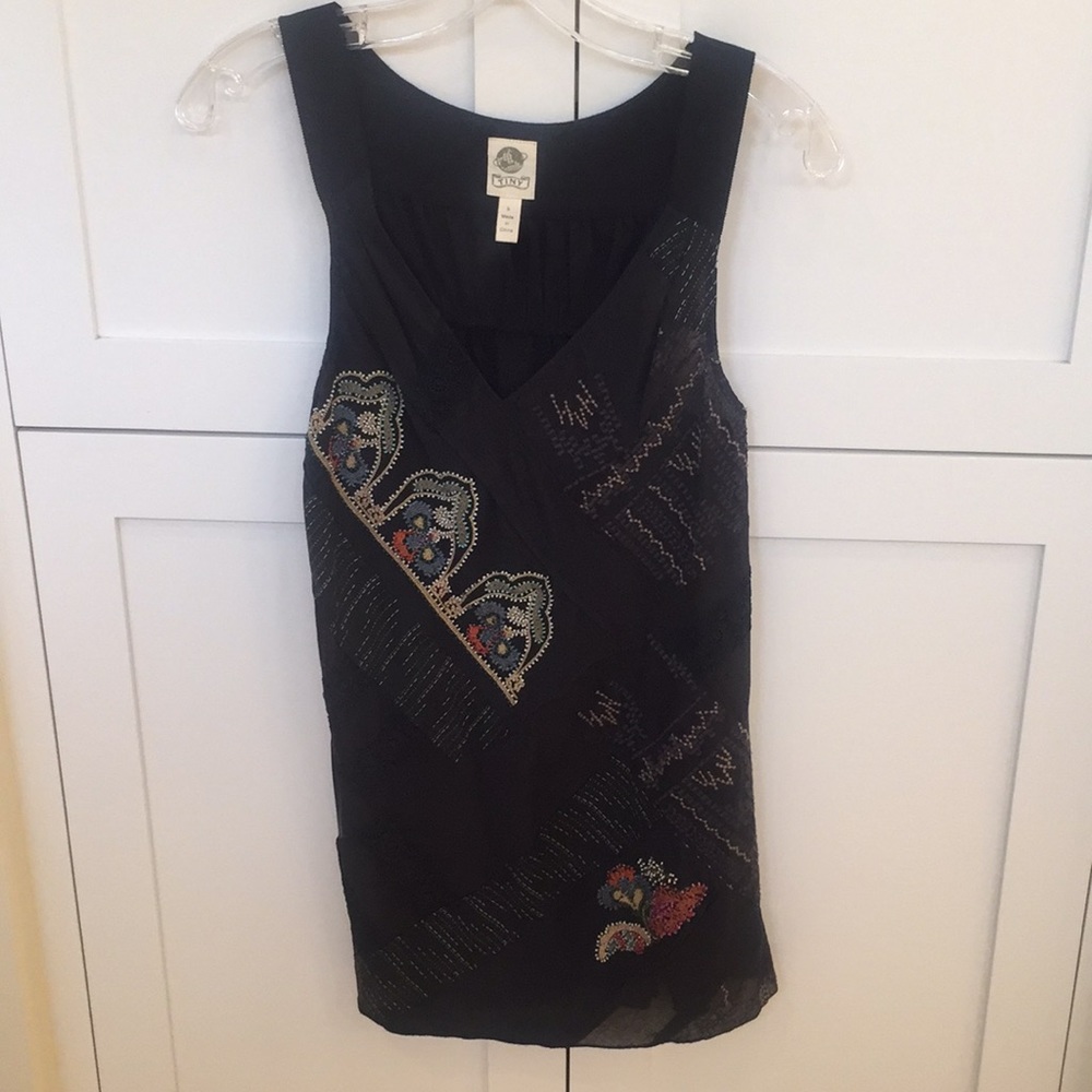 Beautiful Anthropologie Tiny Top